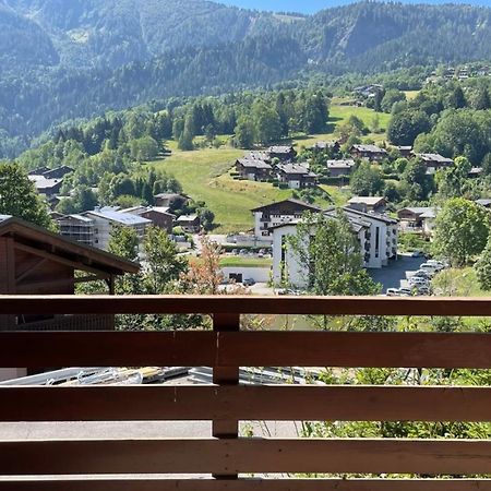 Vue Des "Chavants" Studio 20 M With Balcony เลอุชส์ ภายนอก รูปภาพ